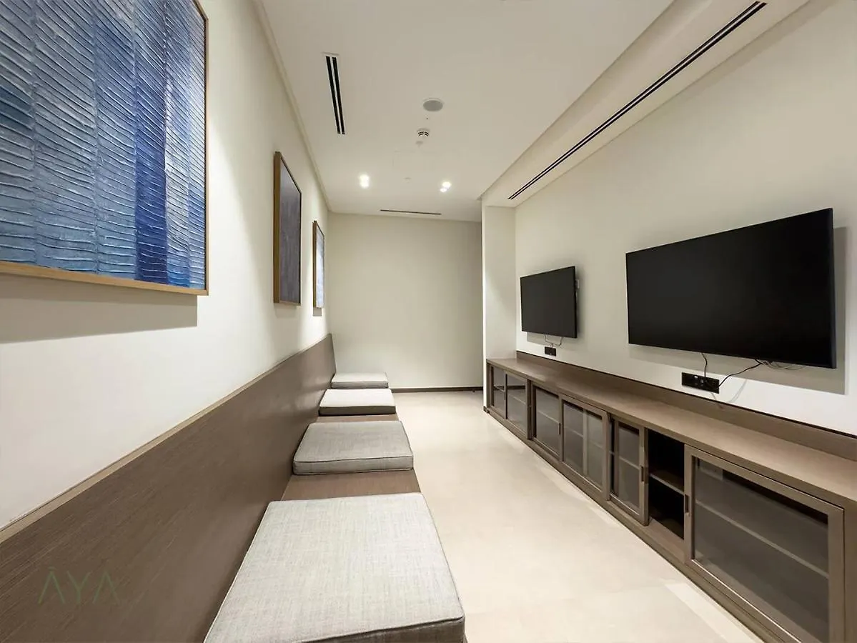 Downtown Luxe 1Br Steps From Burj Khalifa & Opera Apartment Dubai