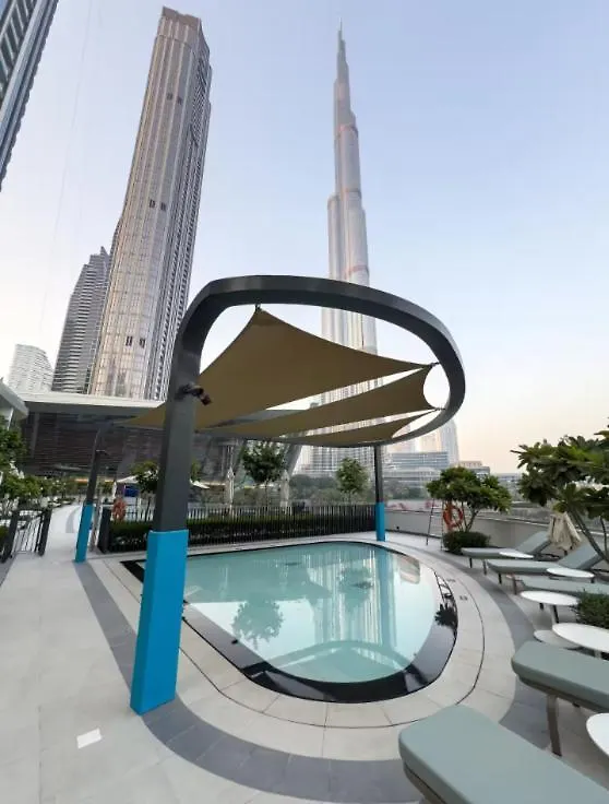 Downtown Luxe 1Br Steps From Burj Khalifa & Opera Apartment Dubai
